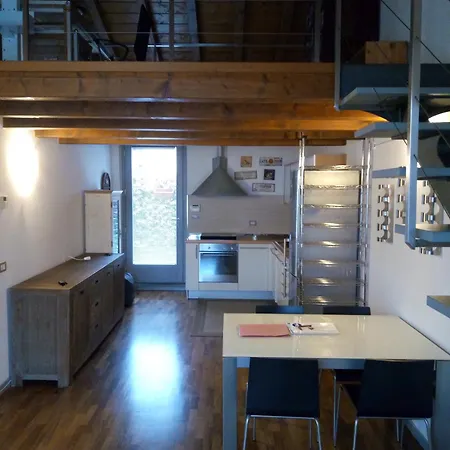 Old View Apartment