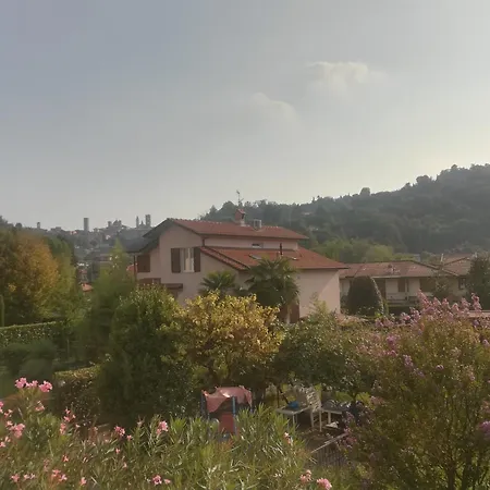 Apartment Old View *